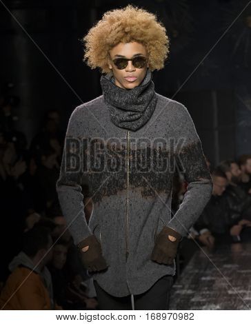 John Varvatos - Men Fall Winter 2017 Mens Show