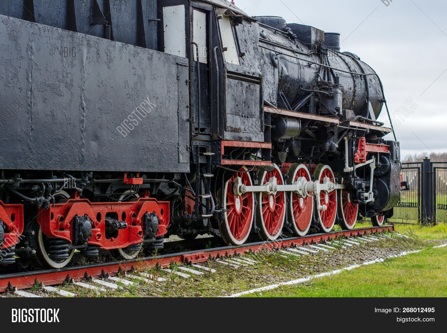 паровоз ес 350. паровозик томас брио. рыжий паровоз. рыжий паровозик. рыжий паровоз.