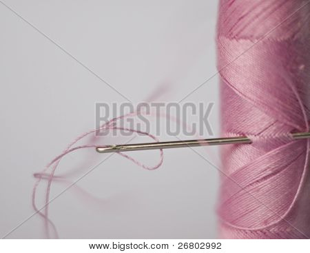 Nål i pink spolen