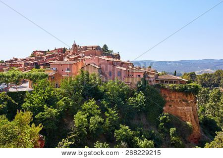 Old Town Of Roussillon, Provence, France, Known As One Of The Most Beautiful Villages Of France (les