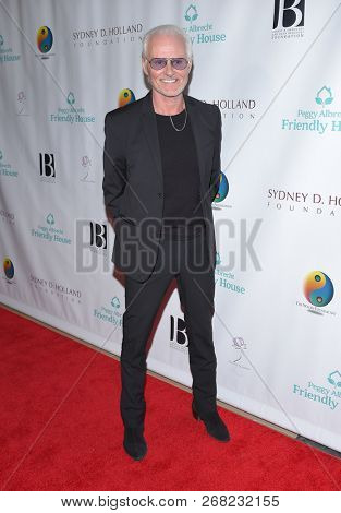 LOS ANGELES - OCT 27:  Michael Des Barres arrives to the Friendly House Lucheon  on October 27, 2018 in Hollywood, CA                