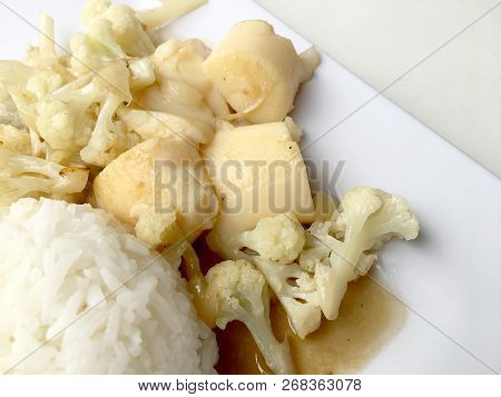 Stir Fried Tofu In Chinese Style,deep Fried Tofu With Gravy Sauce ,stir Fried Tofu With Cauliflower
