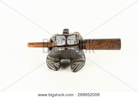 Typical Vintage Oriental Wooden Frog Musical Instrument Souvenir