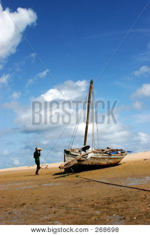 เรือชายหาด