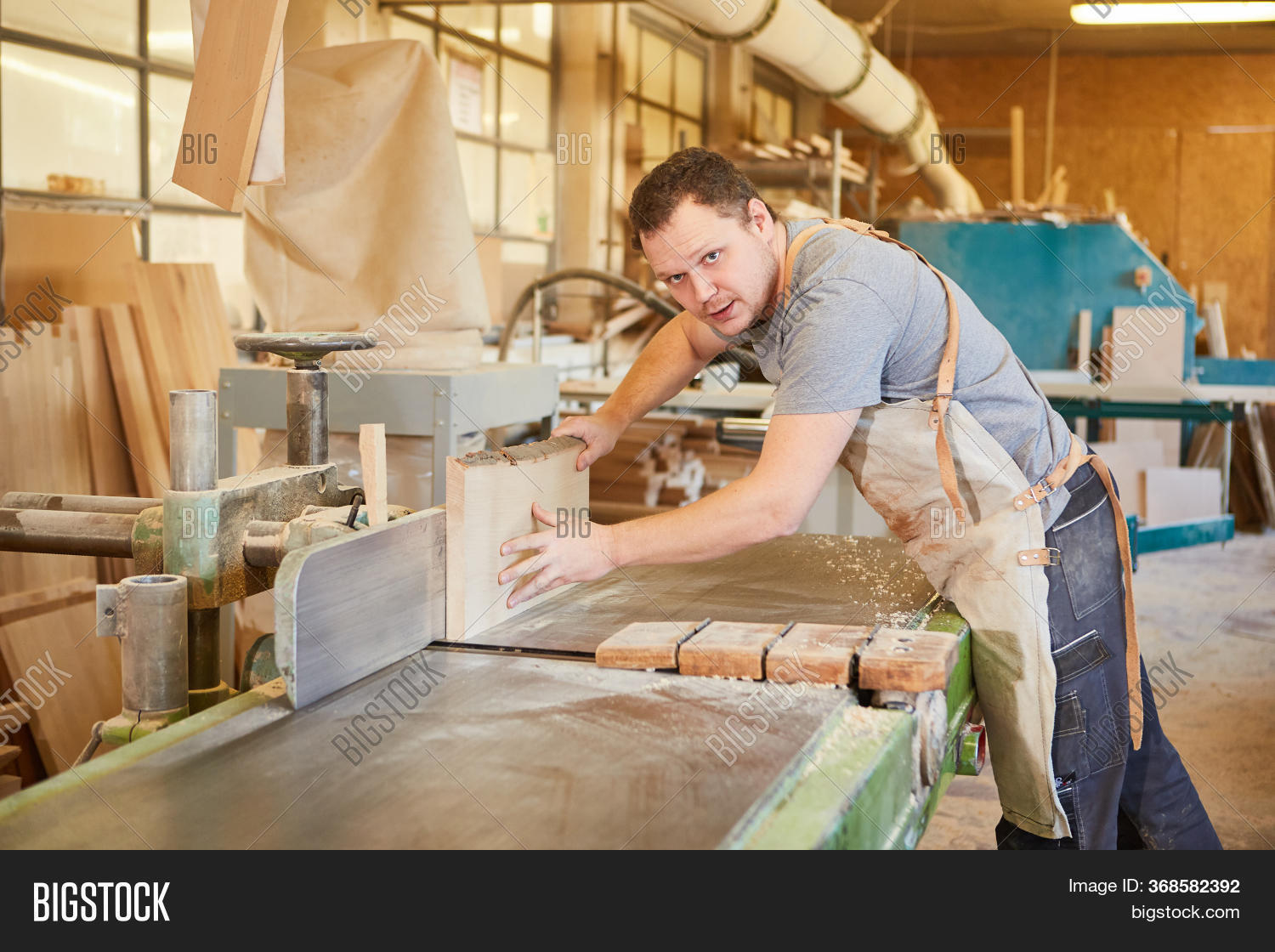 Carpenter Apprentice Image & Photo (Free Trial) Bigstock