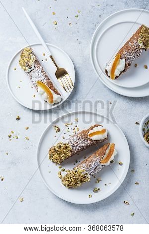 Traditional Italian Dessert Cannoli Siciliani