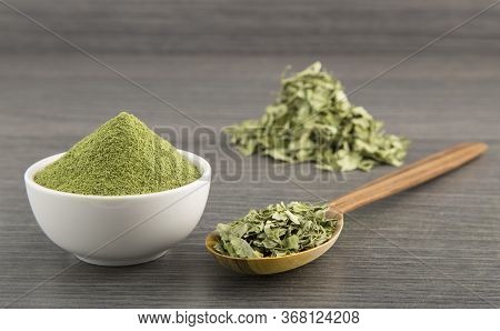 Moringa Leaves And Moringa Powder - Moringa Oleifera.