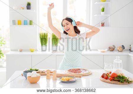 Portrait Of Cheerful Funky Girl Housewife Cook Pizza Imagine She Pop Start Have Rest Relax Listen He