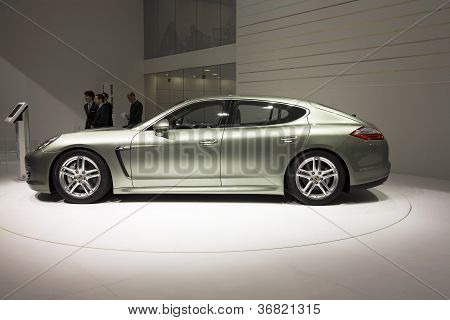 พอร์ช Panamera S ไฮบริด