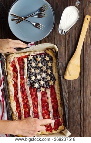 American Flag Pie 4th Of July. Piewith Strawberries And Blueberries