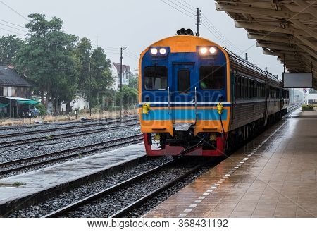 Diesel Multiple Unit Of The Special Express Train Is Arrival To The Urban Station In The Evening, Ai