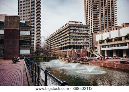 Barbican, London, Towers, Buildings, Architecture, Cloudy Day, Fountains