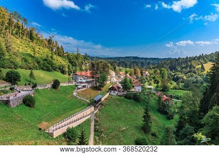 Predjama, Slovenia. The Predjamski Grad Or Predjama Castle, A Renaissance Fortress Near Postojna In 
