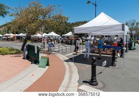 Poway Farmer Market With Social Distancing During Covid-19, Poway, California, Usa. April 18th, 2020