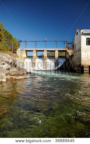 โรงไฟฟ้า Hydroelectric Chemal
