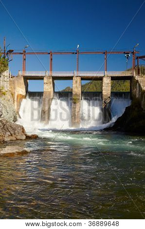 โรงไฟฟ้า Hydroelectric Chemal