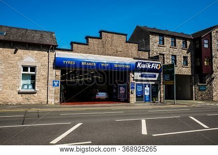 Kendal Uk 28 May 2020 The Kwik Fit Garage In Kendal Cumbria Uk