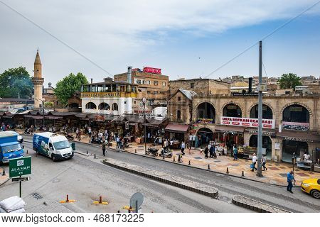 Gaziantep, Turkey - May 2022: Gaziantep Old Town Street View, Near The Historic Bazaar And Market. G