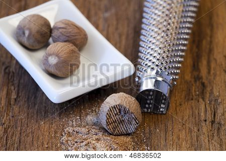 Nutmeg And Nutmeg Grater