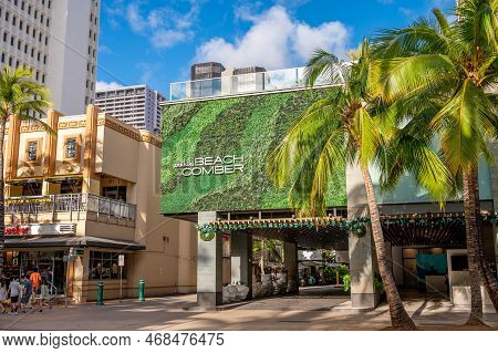 Honolulu, Hawaii - January 1, 2023: Exterior Of The Waikiki Beach Comber Hotel In Waikiki.