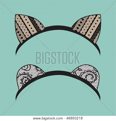 Gatto e orecchie di orso.
