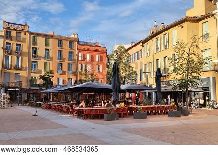 Perpignan, France - October 4, 2021: People Visit Main Square Place De La Republique In The Prefectu