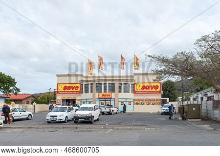 Bredasdorp, South Africa - Sep 23, 2022: A Street Scene, With A Supermarket, In Bredasdorp In The We
