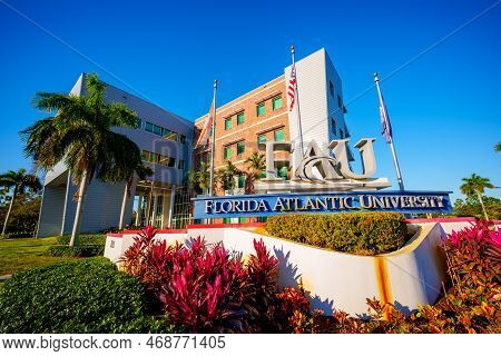 Photo Of The Florida Atlantic University Fau Davie West Building And Sign