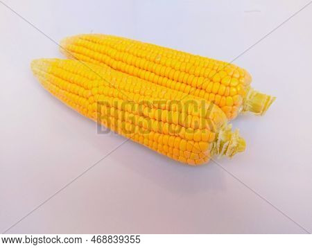 Whole Maize Cobs Sweet Corn On The Cob Yellow Peeled Organic Fresh Sweetcorns Zea Mays Makka Bhutta 
