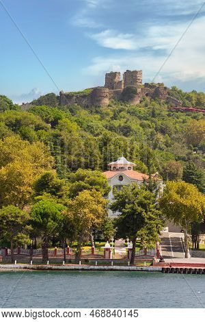 Green Mountains Of Bosphorus Strait At Anadolu Kavagi, With Ruins Of Yoros Castle, Yoros Kalesi, Or 