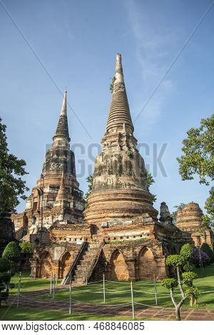 Thailand Ayutthaya Wat Yai Chai Mongkon