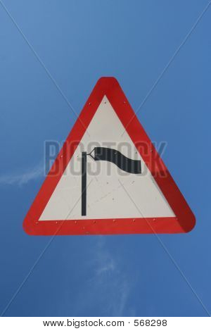 Secundarios fuertes vientos signo