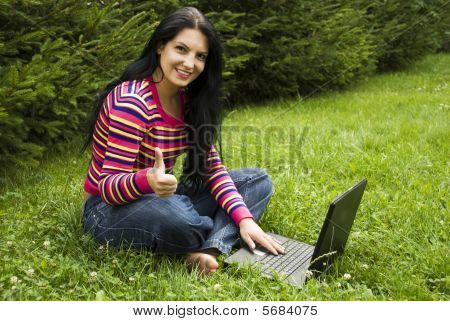 A természet ad remek Laptop nő