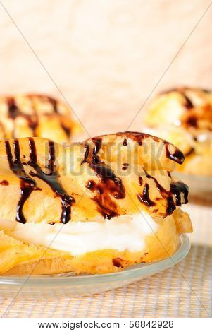 Eclairs