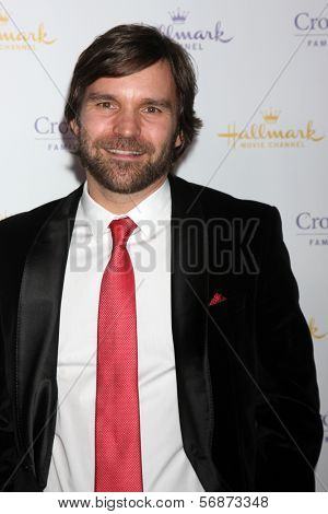 LOS ANGELES - JAN 11:  Geoff Gustafson at the Hallmark Winter TCA Party at The Huntington Library on January 11, 2014 in San Marino, CA