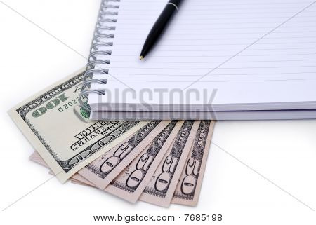Pen, Notebook og nogle Dollars