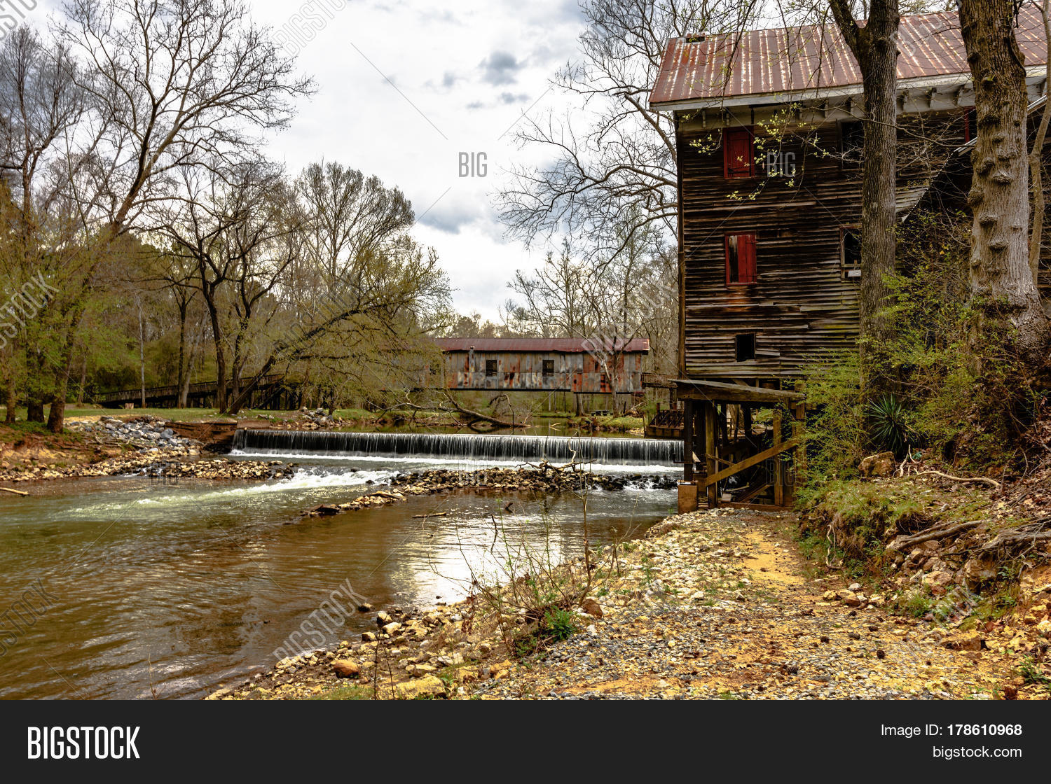 Childersburg Alabama Image & Photo (Free Trial) Bigstock