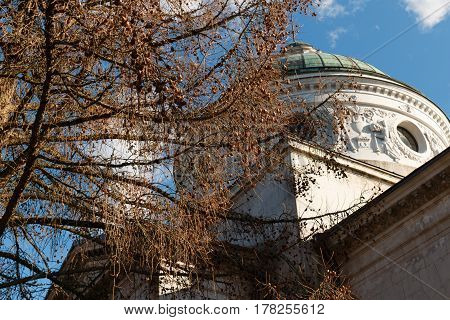 Manor Arkhangelskoe. Temple-tomb Colonnade . Spring In The Park.