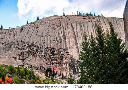 Xinjiang Cocoa sea,china , making it has rich scientific connotation and aesthetic significance. Geological heritage world is rare, constitute the Xinjiang Junggar mystery tour line dazzling a scenery line.