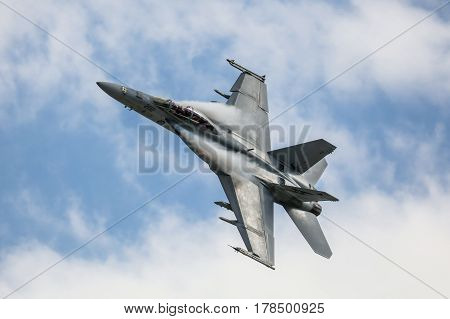 MELBOURNE, AUSTRALIA - MARCH 25: An Royal Australian Air Force FAA18F Super Hornet performs in a public display above Melbourne on March 25, 2017