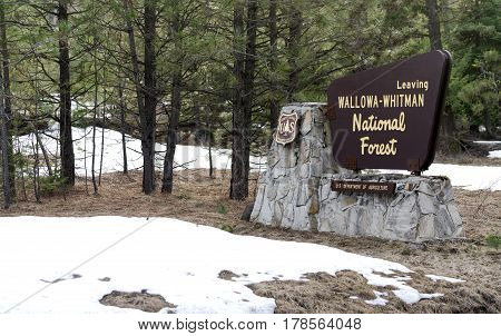 Wallowa Whitman Natinal Forest Entry Sign Boundary Oregon State USA