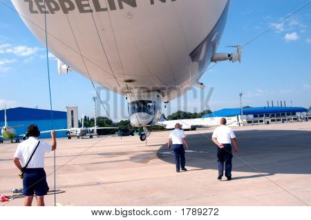 Zeppelin_02