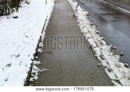 cleared sidewalk snow removal