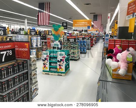 Park City, Ut, 12/28/2018: Various Baby Formula Packages On The Shelves Of A Walgreens Drug Store.