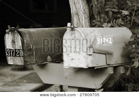 paar ländliche Postfächer