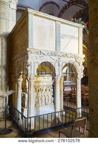 Milan, Italy - December 29, 2018. Detail Of Apostles On The Sarcophagus Of Stilicone In The Nave Of 