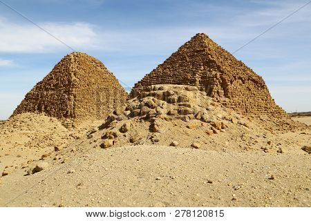 The   Antique Pyramids Of The Black Pharaohs