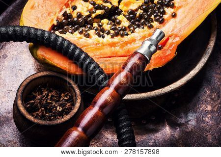 Oriental Shisha With Papaya