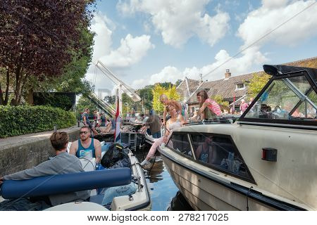 Loosdrecht, Netherlands - September 3 , 2017: Boats Waiting In The Mijndense Sluis, A Lock That Form