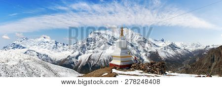 Panoramic View Of Annapurna 2 Ii, 3 Iii, 4 Iv, Ganggapurna And Khangsar Kang, Annapurna Range With S